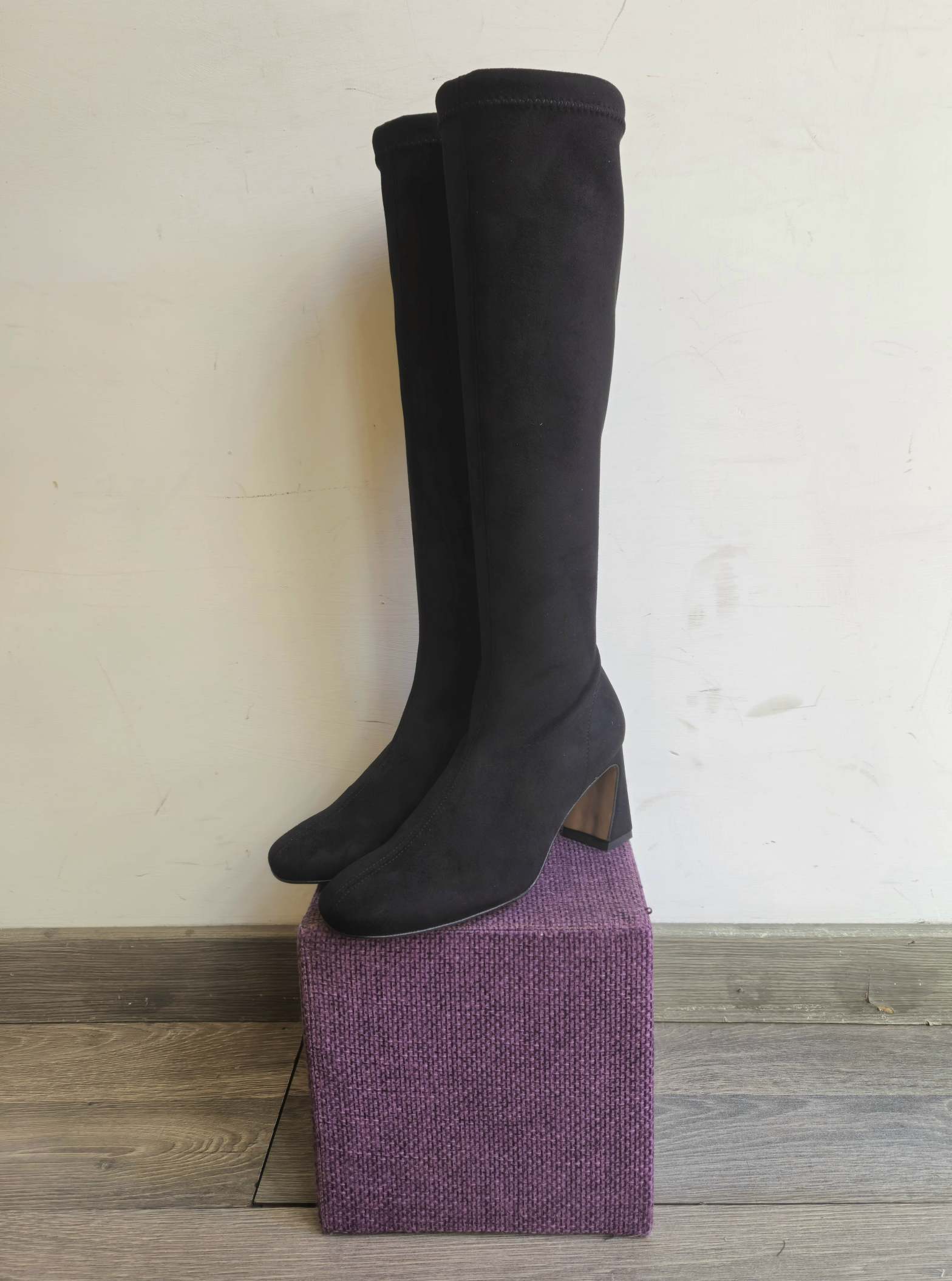 JAELTA - NERO SCAMOSCIATO