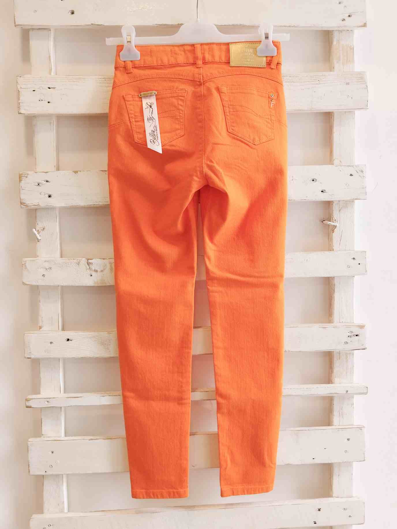 Bella11 Perfect shape - orange