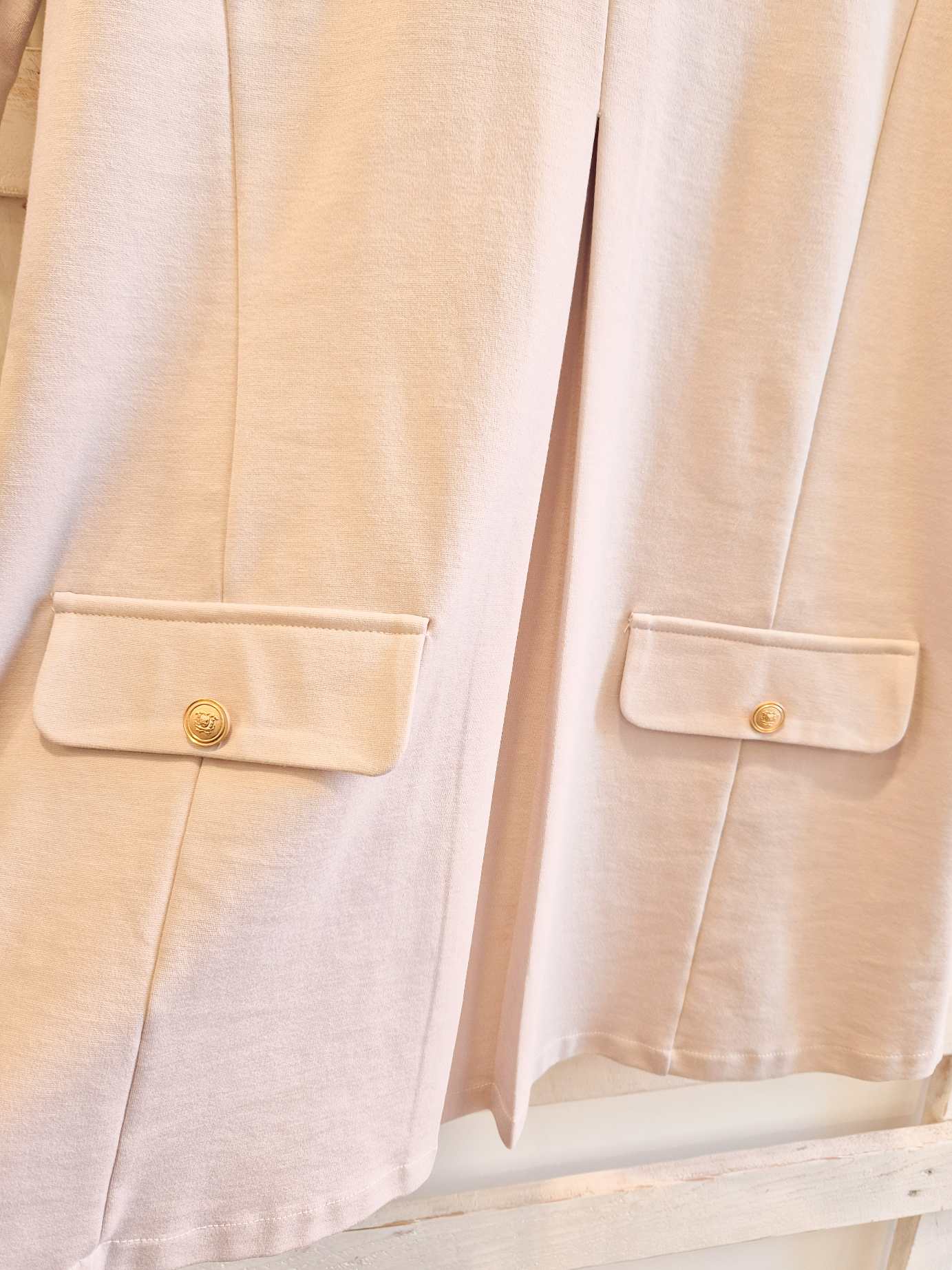 ABITO CON PATTE - Burro