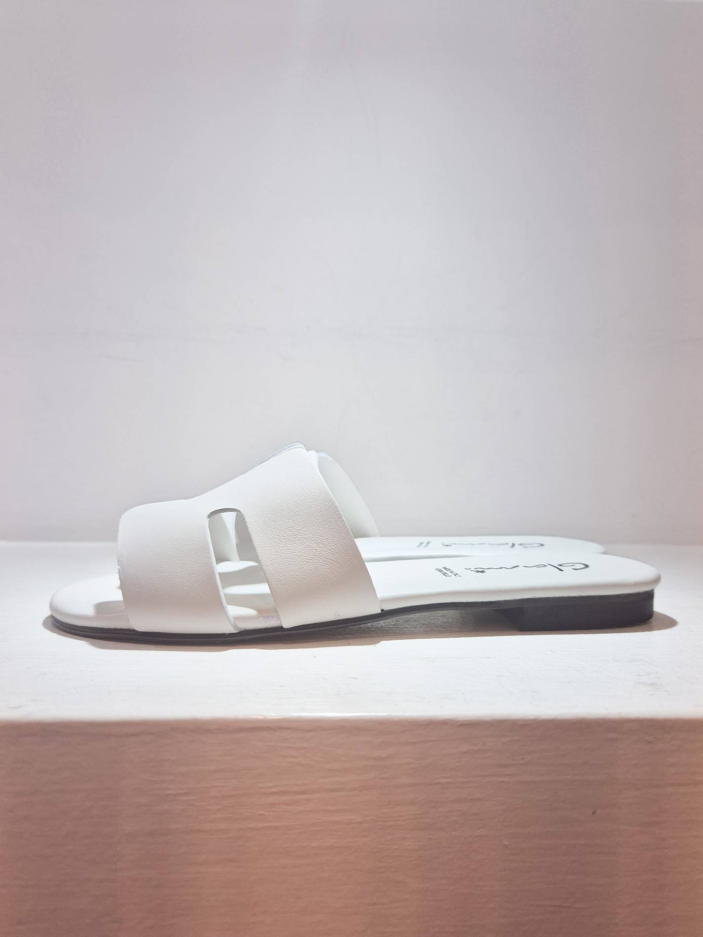 SANDALO GUANTINO - Bianco