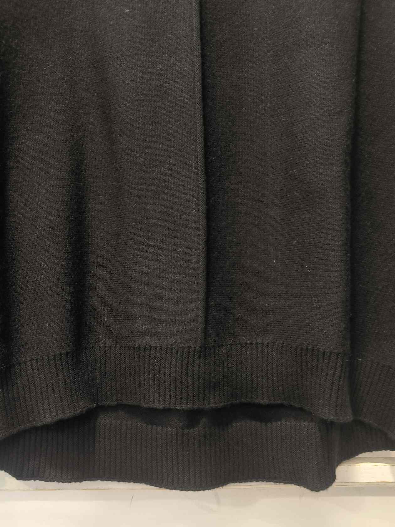 MAGLIA SCATOLETTA - nero