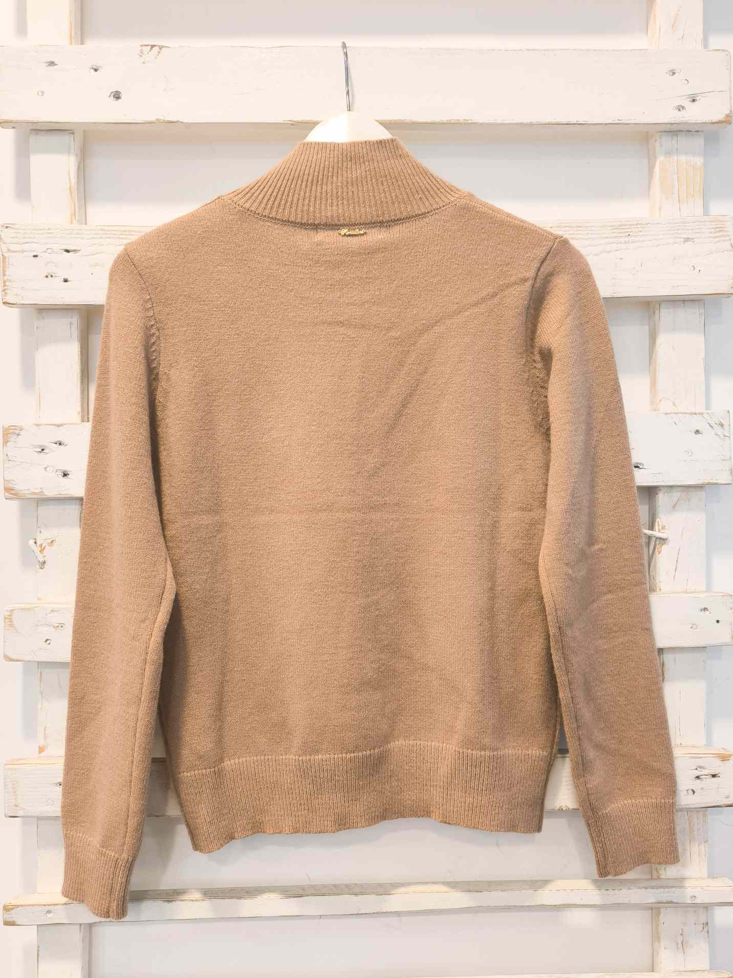 LUPETTO CON BOTTONI - sabbia