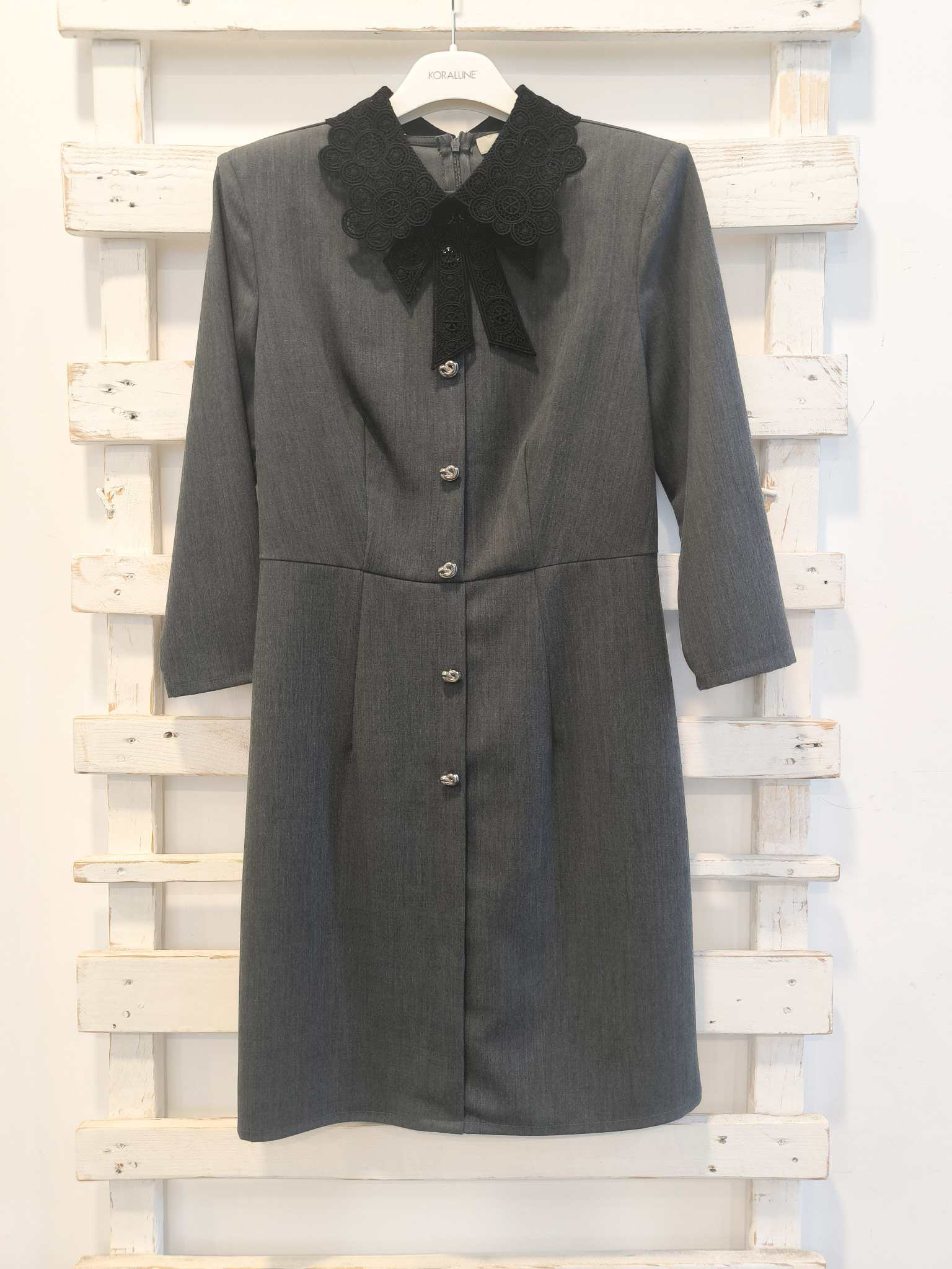 ABITO CON COLLETTO - Grigio