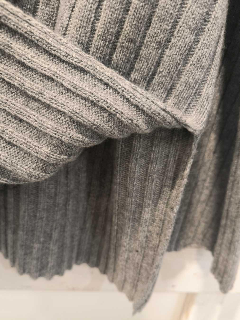 MAGLIA ABITO - Grigio