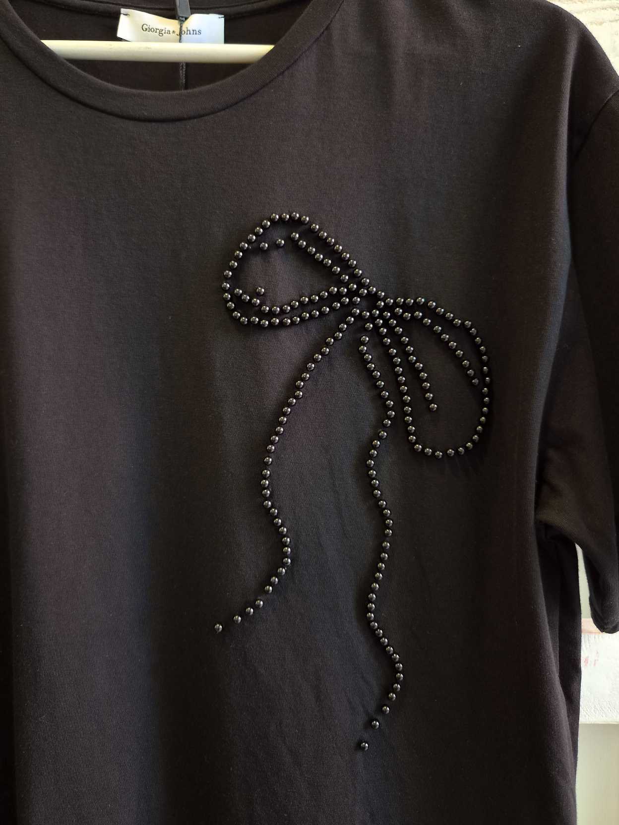 T-SHIRT FIOCCO - nero