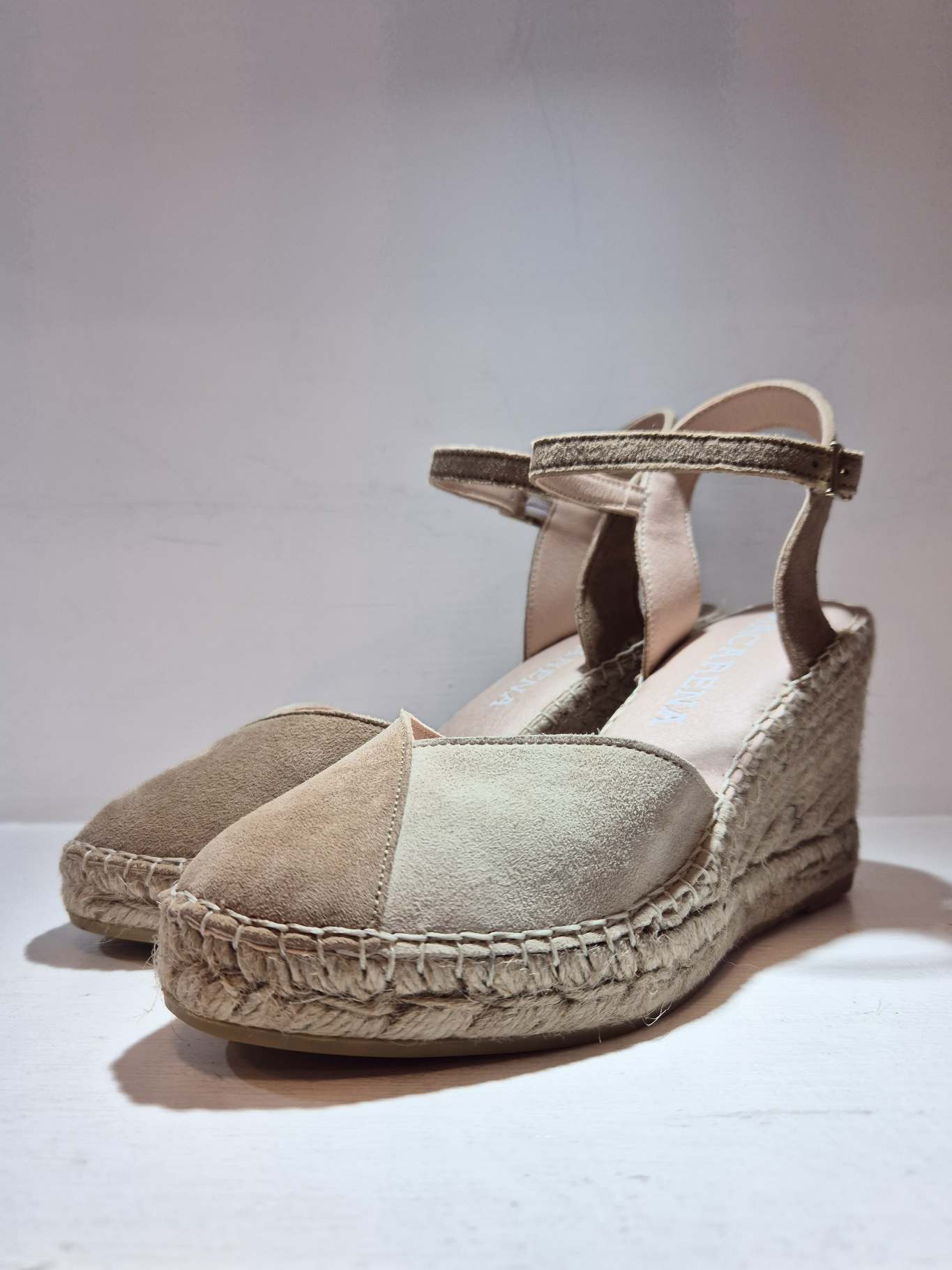 CARLA40 - TOPO-PIEDRA