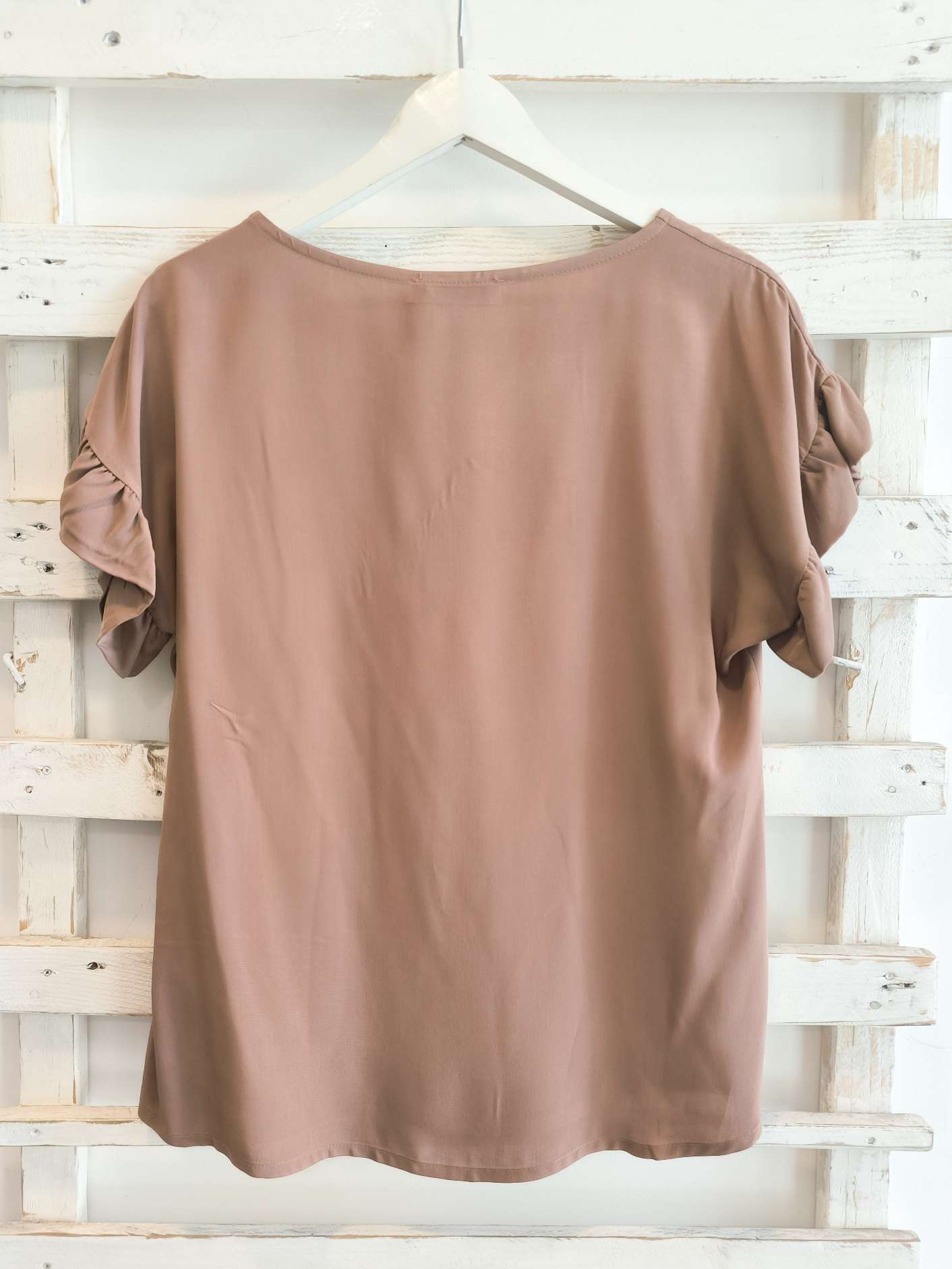 BLUSA MANICA VOLANTS - Nocciola