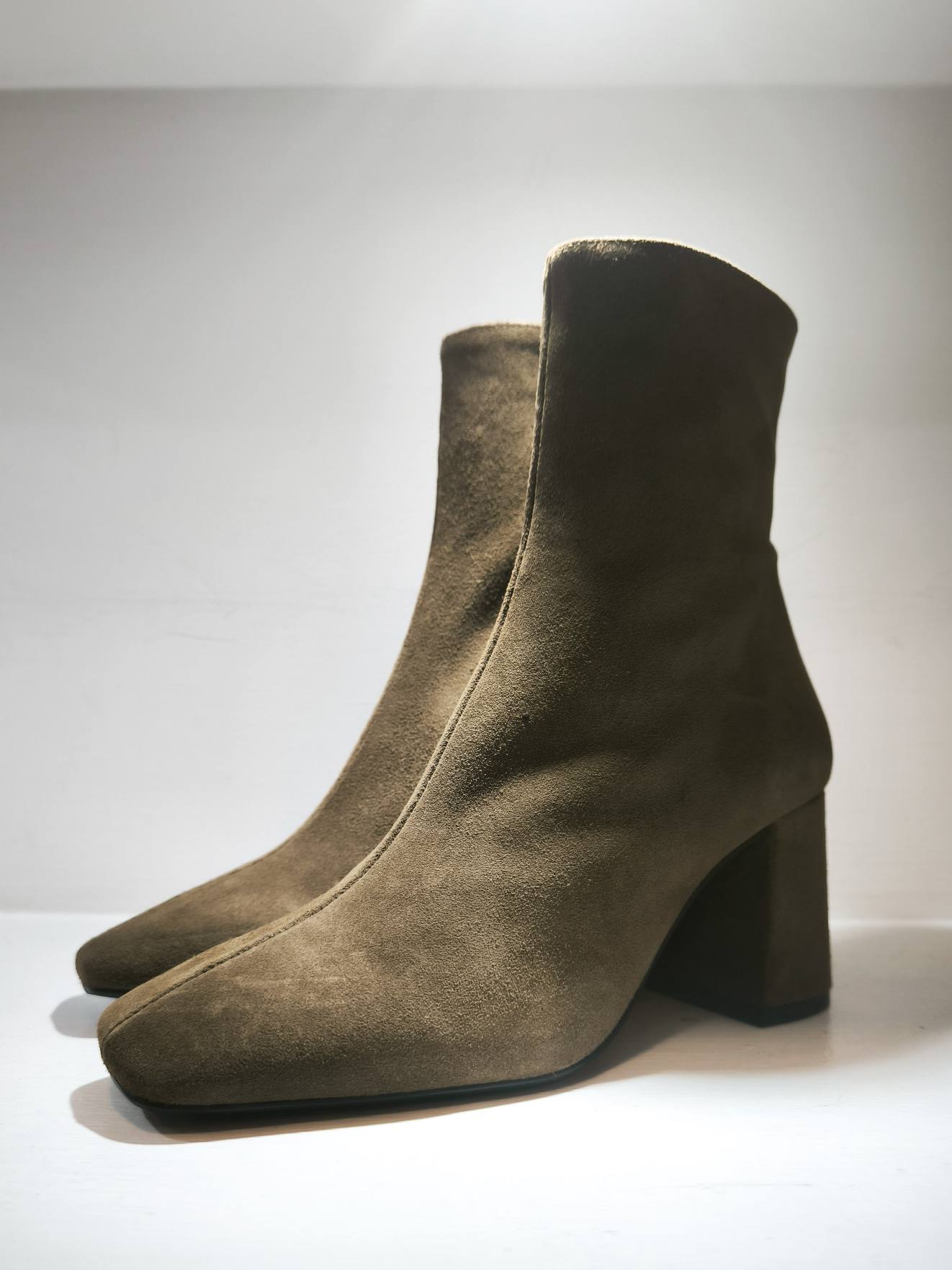 DRIMIA - MOKA MOUSE SUEDE