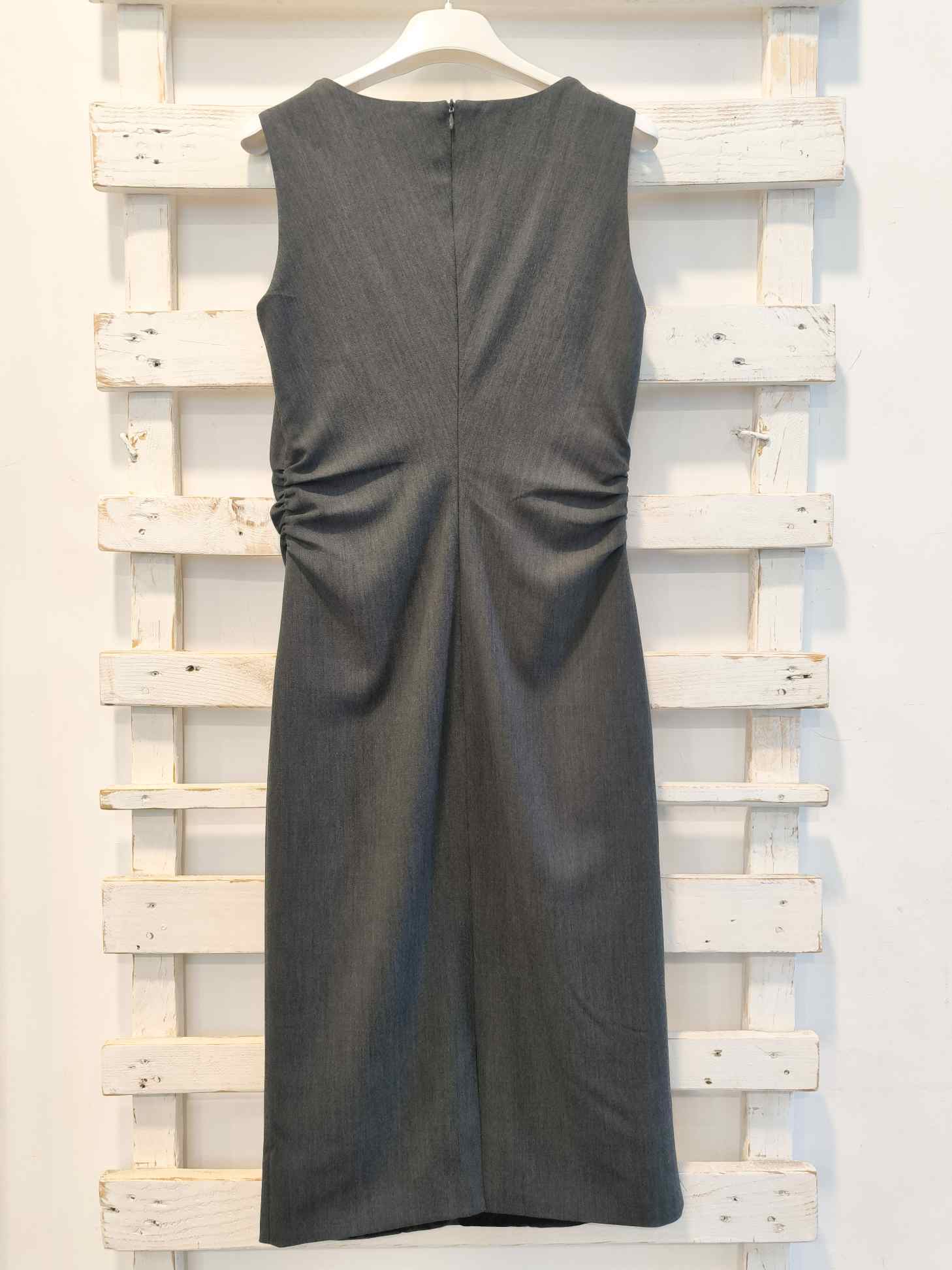 ABITO SMANICATO - Grigio