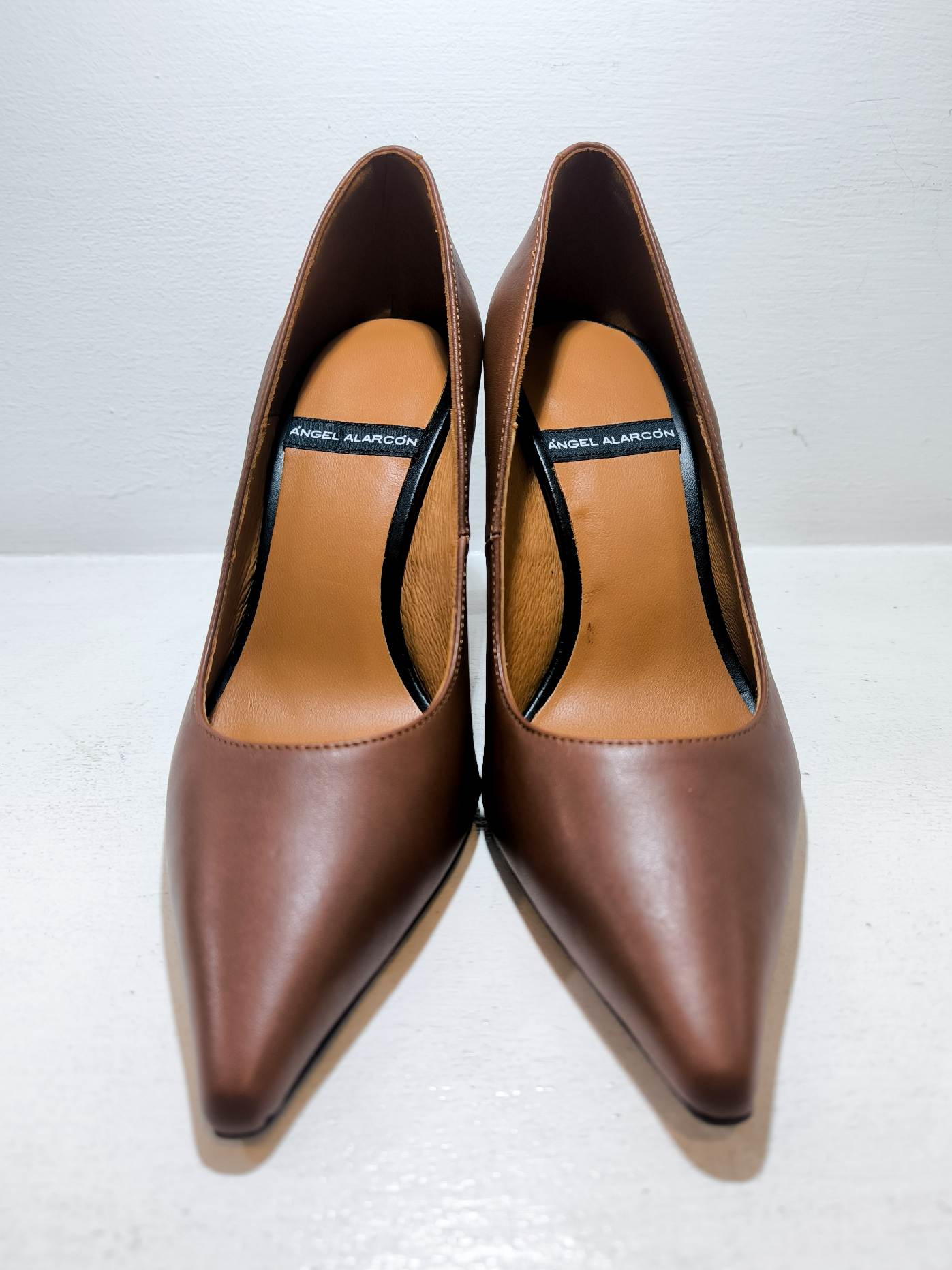 LARIAH - CASTAGNA PELLE