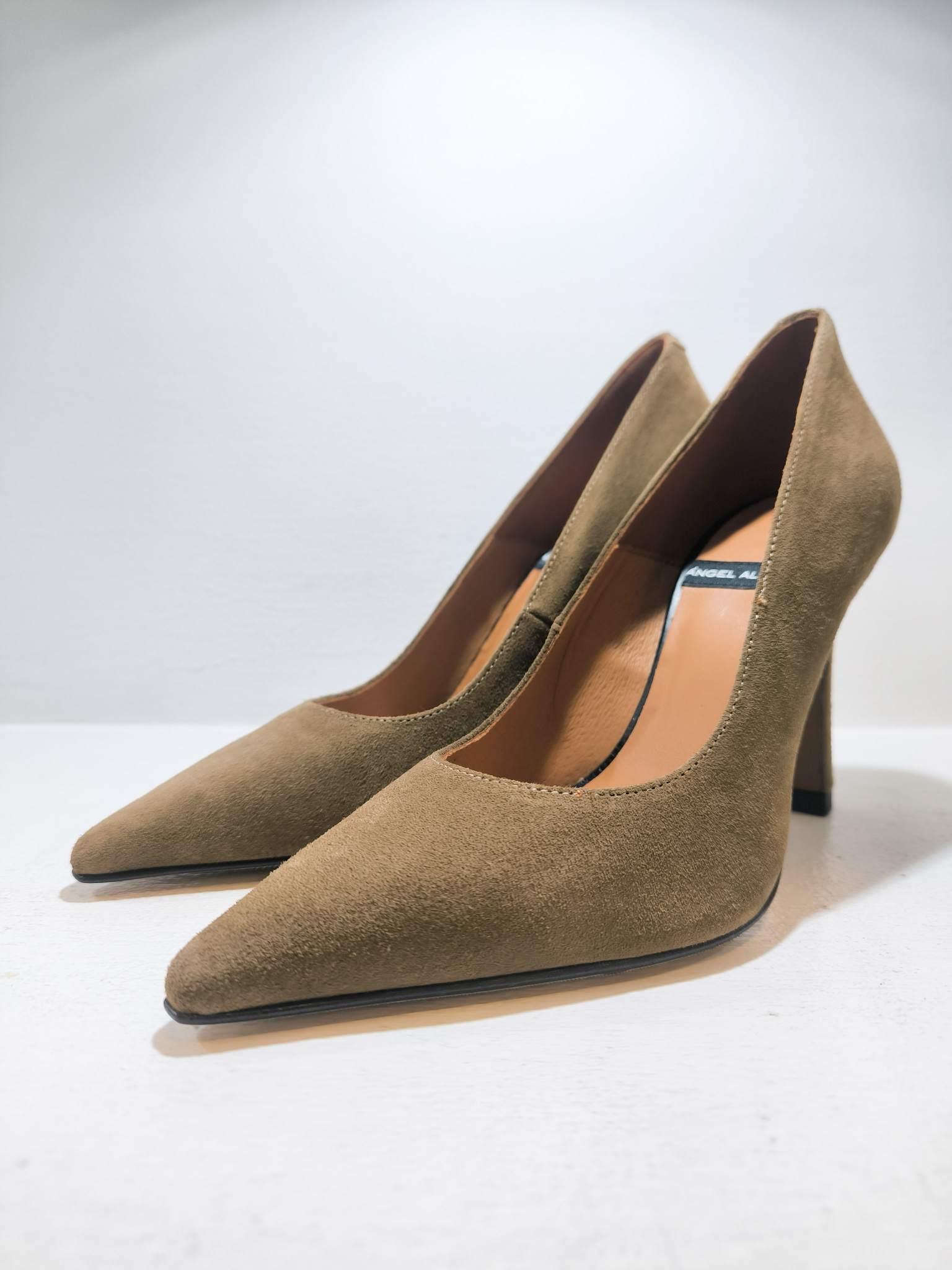 LARIAH - MOKA MOUSSE SUEDE