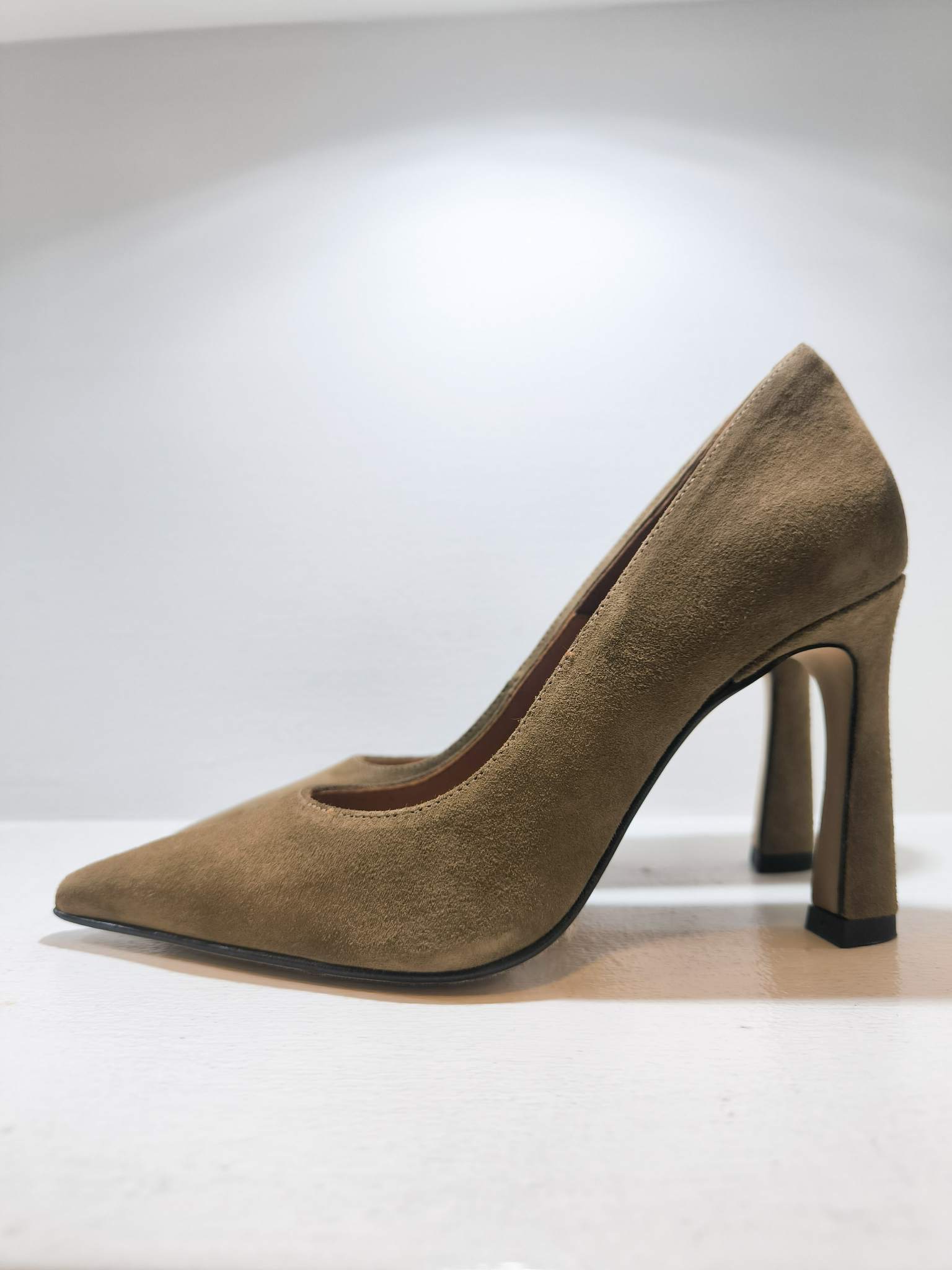 LARIAH - MOKA MOUSSE SUEDE