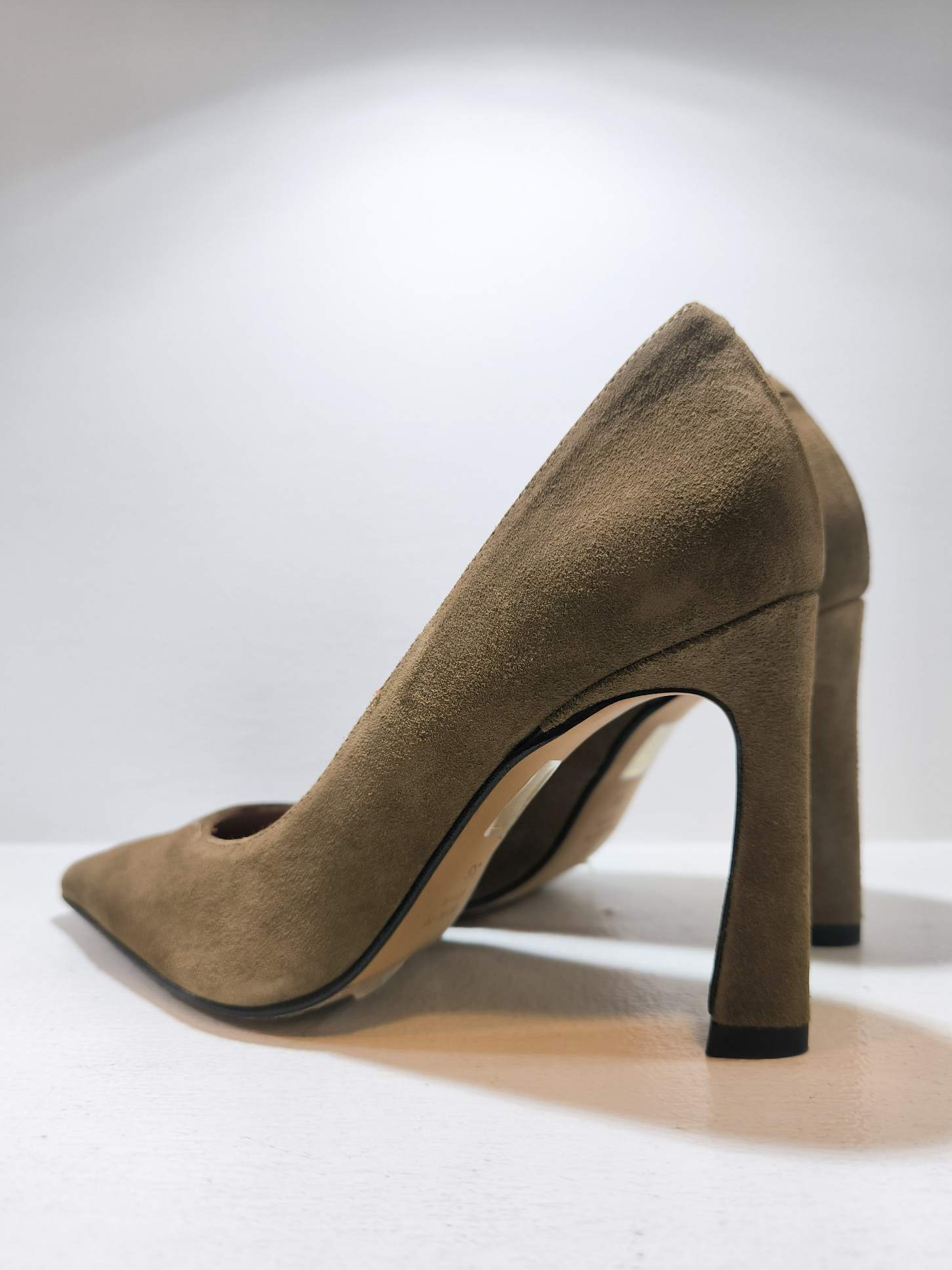 LARIAH - MOKA MOUSSE SUEDE