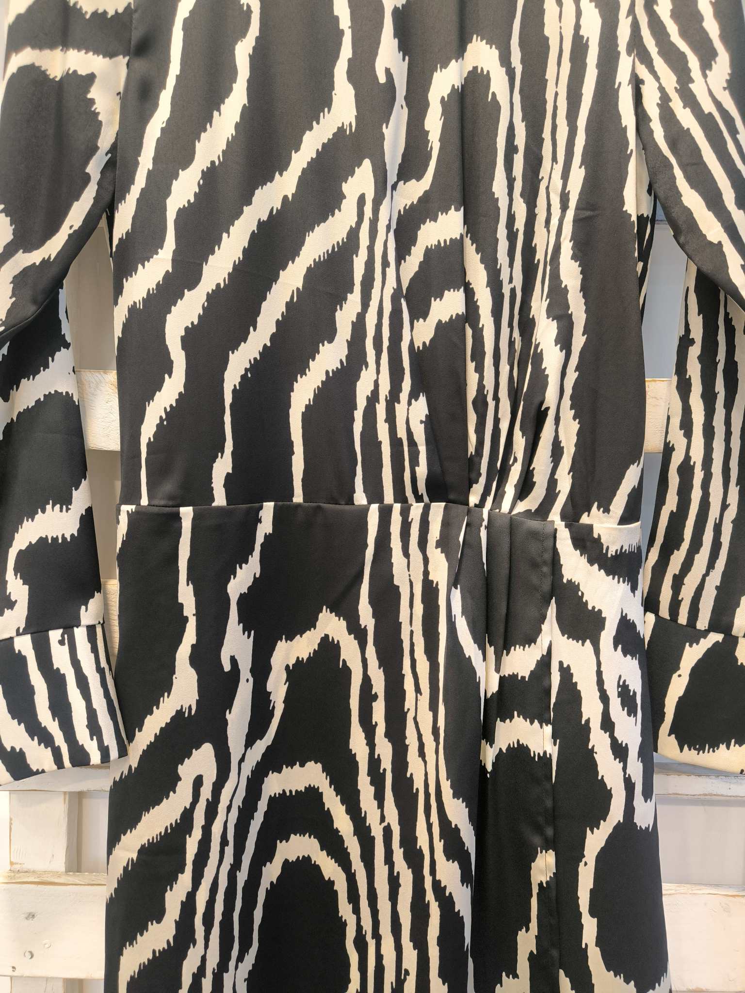 ABITO CON CINTURA - nero