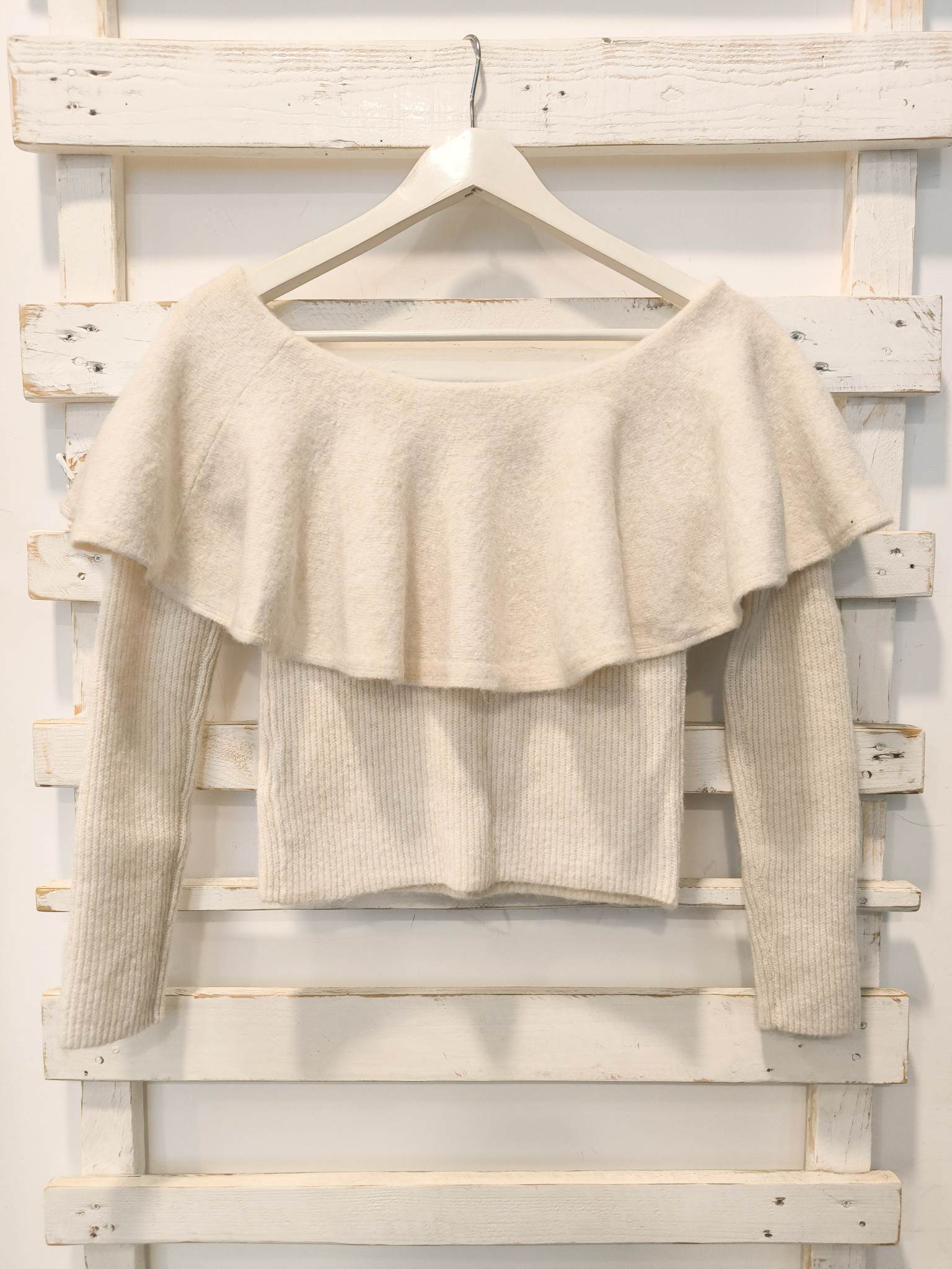 MAGLIA SPALLA SCESA - Crema