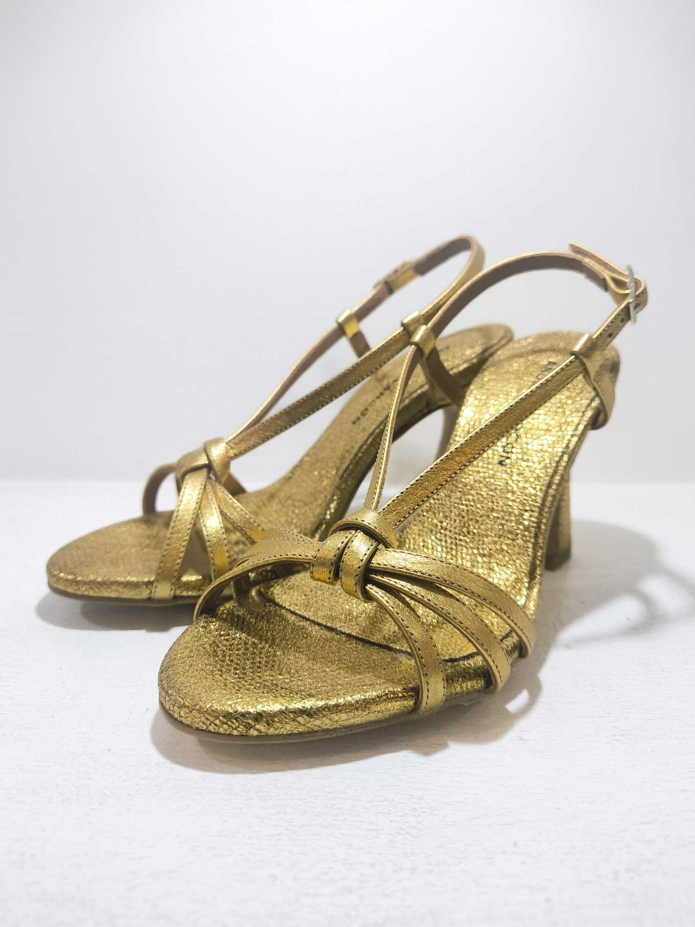 RINAT - Gold
