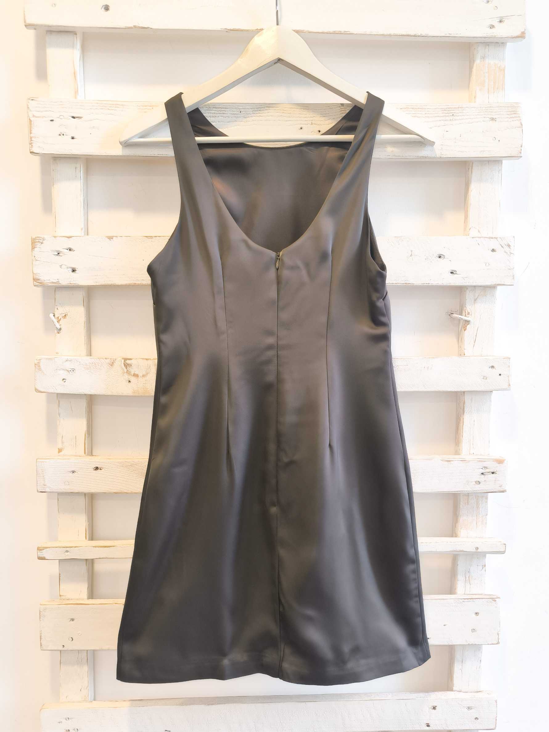 ABITO CORTO SCIVOLATO - Fango