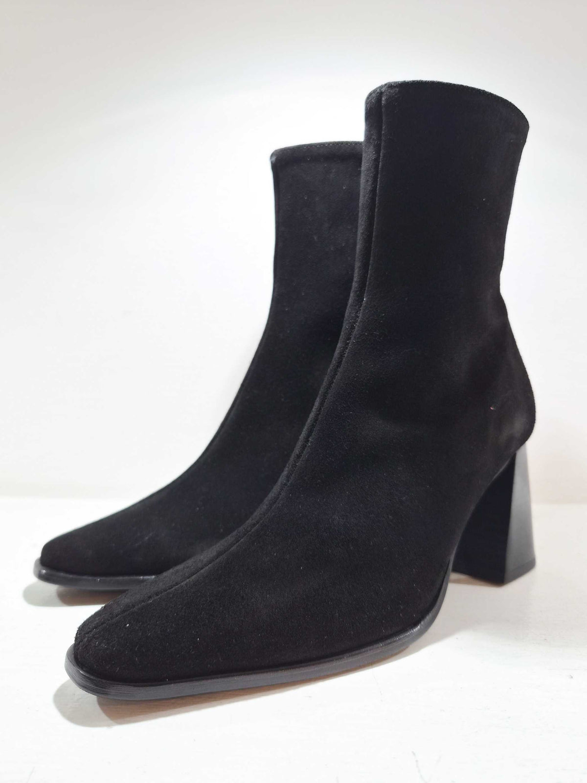 TRIMIA - NERO SUEDE