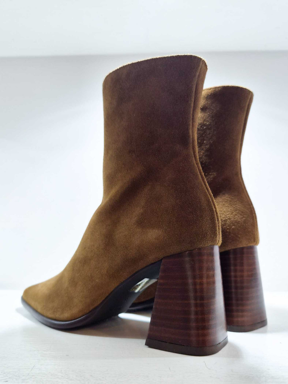 TRIMIA - Cammello SUEDE