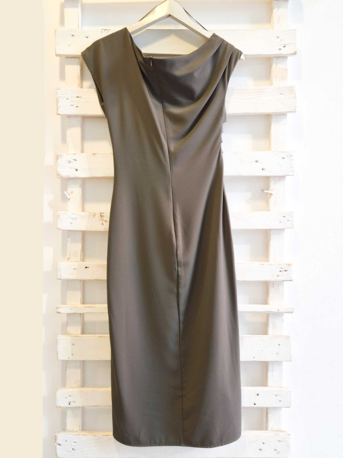 ABITO CON DRAPPEGGI - militare