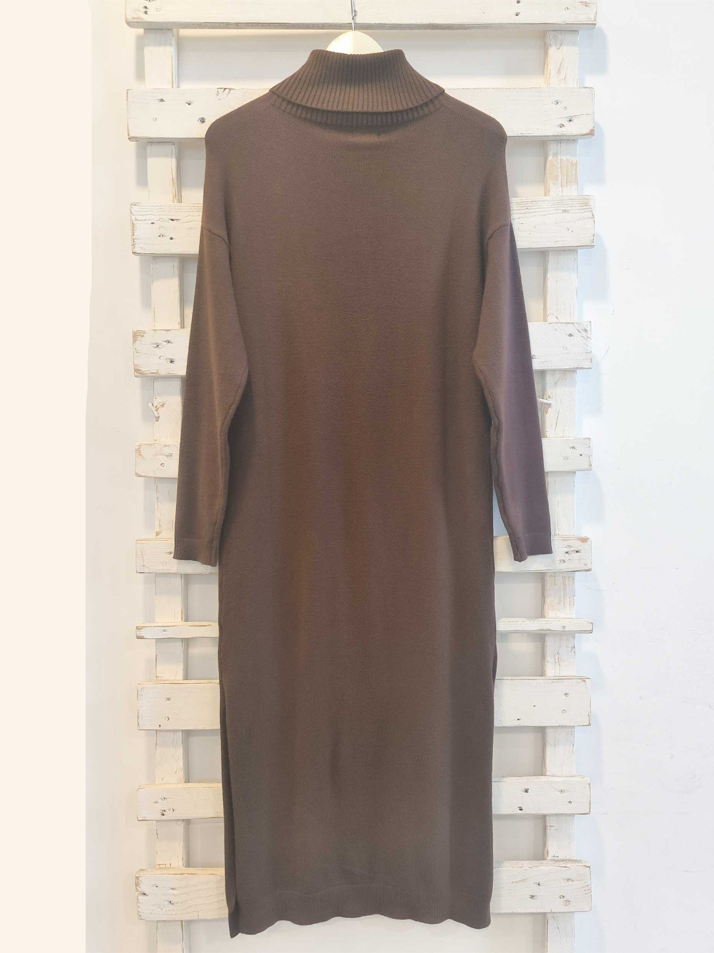 ABITO COLLO ALTO - Marrone