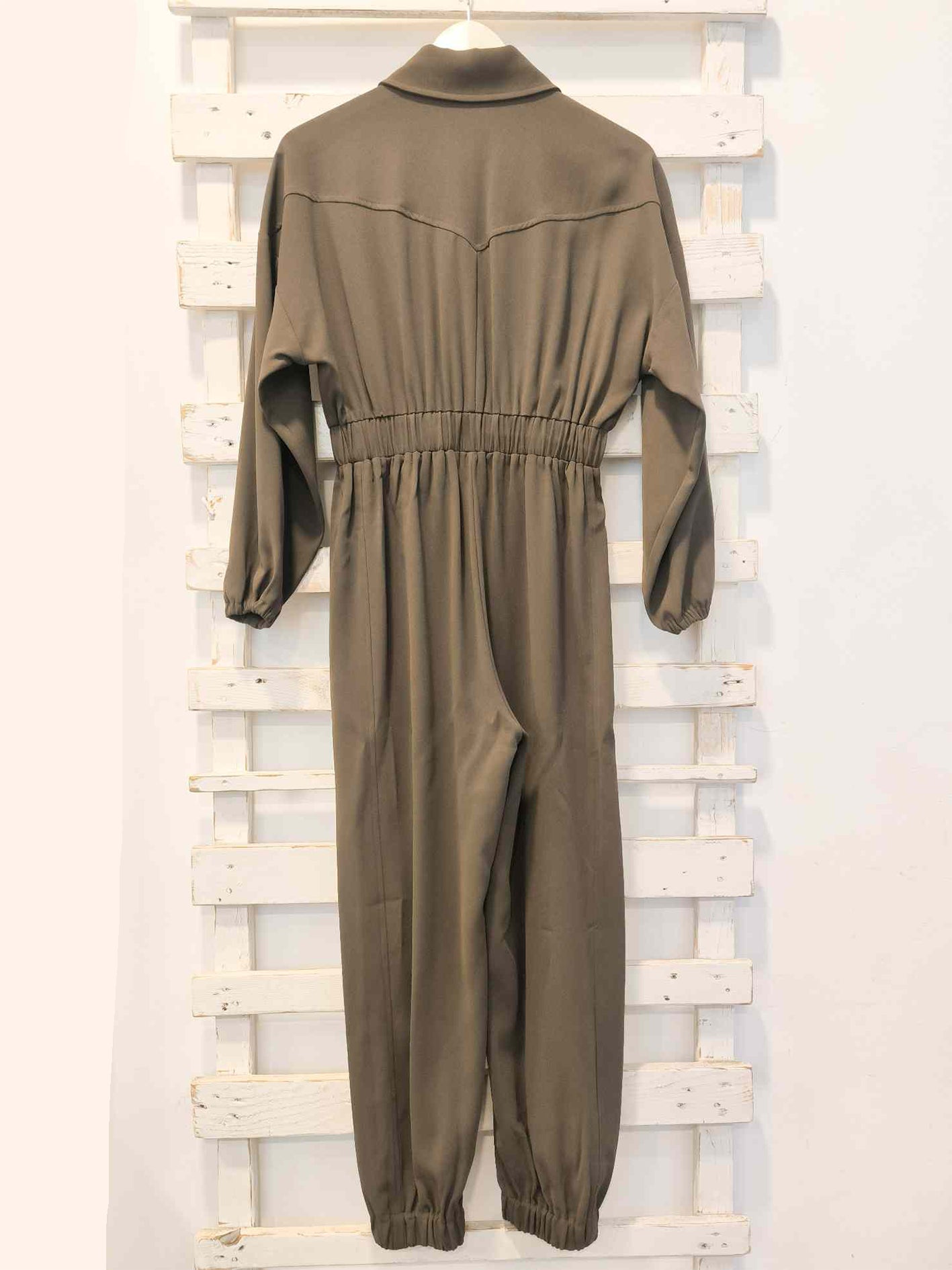 TUTA CON TASCHE - Fango