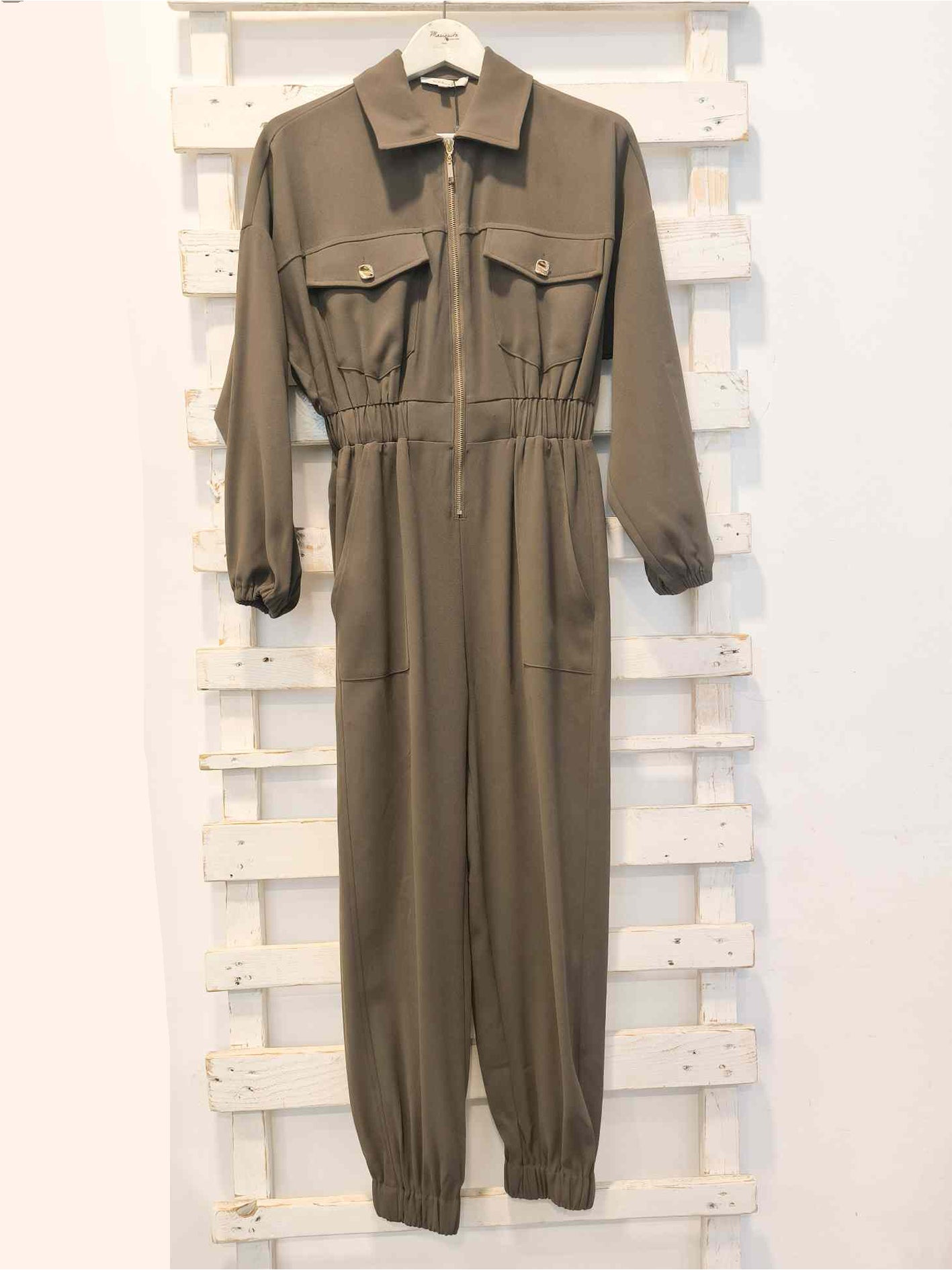 TUTA CON TASCHE - Fango